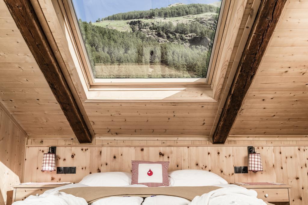 Hotel Oberraindlhof Senales/Schnals الغرفة الصورة